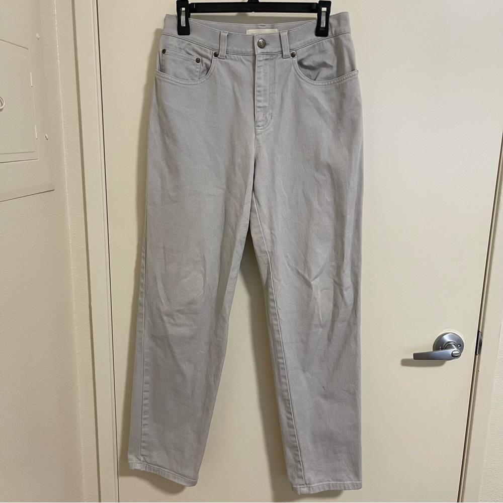 Jones New York Women’s Grey Classic Stretch Jeans Size 4 (Used)